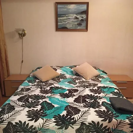 Townhouse 5 *