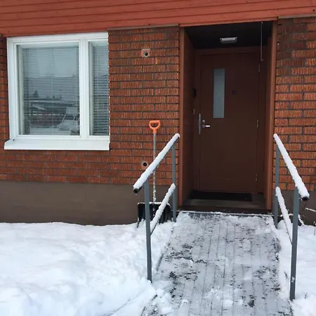 Townhouse 5 *